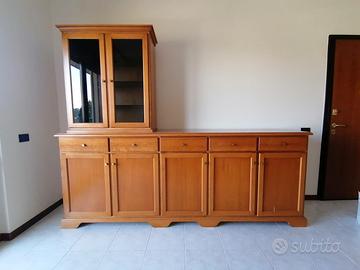 Credenza con vetrinetta d'appoggio 