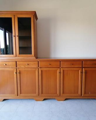 Credenza con vetrinetta d'appoggio 