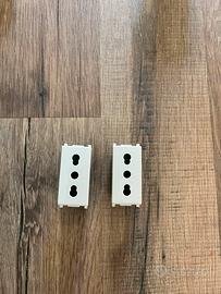 Presa standard  10/16 amp