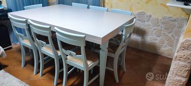Tavolo con 6 sedie 