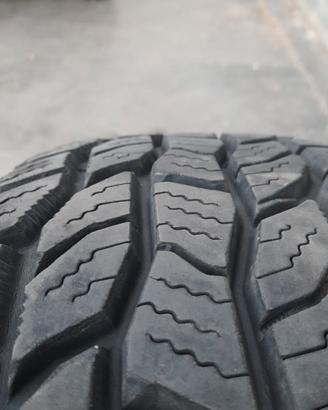SUZUKI JIMNY 205/70/15 cerchi e gomme