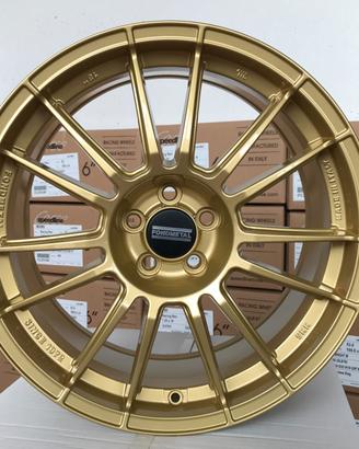 Cerchi in lega Fondmetal 9RR 8x18 Yaris GR