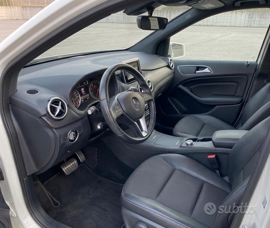 Mercedes-Benz B180 Classe B 2013 photo 3