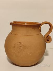 Brocca vintage in terracotta