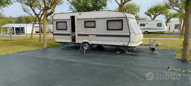 Roulotte con doppia veranda