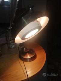 lampada da tavolo attribuita Arredo luce anni 70