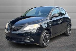 Lancia Ypsilon 1.0 FireFly 70cv Hybrid Silver