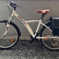 Bicicletta MOMA cambio Shimano