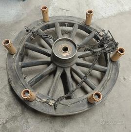 lampadario ruota di carretto originale 