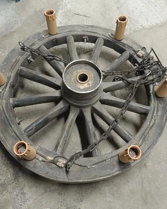 lampadario ruota di carretto originale 