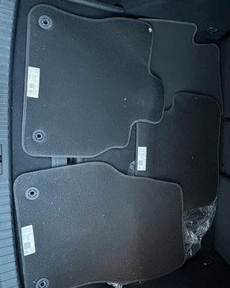 Tappettini audi originali Q3