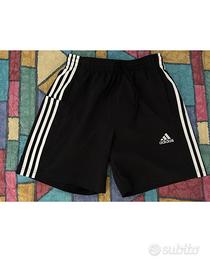 Pantaloncino Uomo Adidas S nuovo