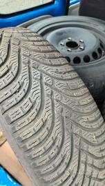 Cerchi e gomme 15 pollici Mercedes