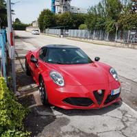 alfa romeo 4C 