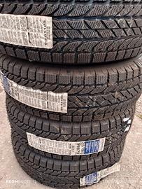 215/70 r15 TRENO di GOMME M+S BF GOODRICH WINTER