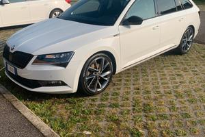 Skoda Superb sportline