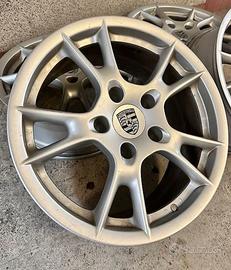 Cerchi in lega 17” Porsche trattabile