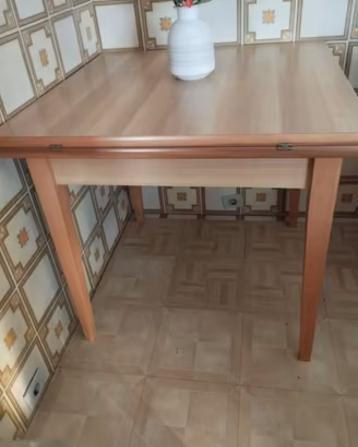 Tavolo in legno