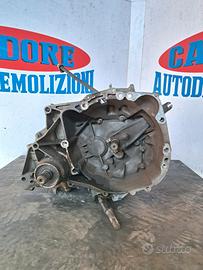 Cambio Manuale Renault Clio 2° Storia 1.2 B 2006
