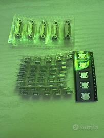 Connettori micro USB femmina e Iphone 4