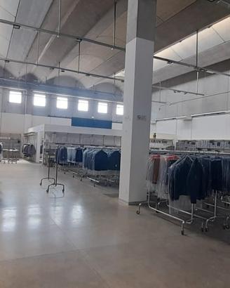 Capannone Spazi Ampi e Funzionali a Bicocca