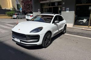 PORSCHE Macan T-2.0-Panorama-Sport Chrono-Led-Iv