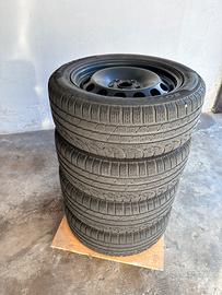 Gomme pirelli sottozero 205/55 R16 con cerchi