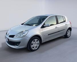 RENAULT Clio 1.2 BENZ 75 CV 16V 5 porte ADATTA N