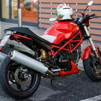 Ducati Monster 695