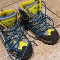 scarponcini da montagna bambino