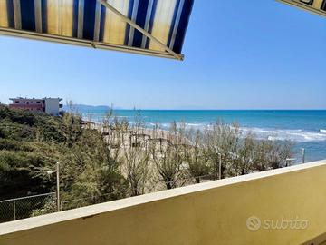 6 SAN VINCENZO Trilo 4 posti vista mare parcheggio