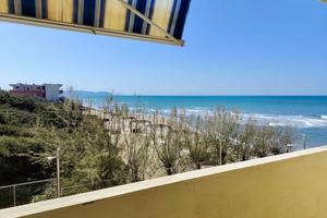 6 SAN VINCENZO Trilo 4 posti vista mare parcheggio