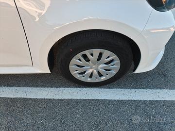 Cerchi e gomme per Yaris quarta serie 