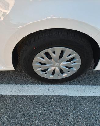 Cerchi e gomme per Yaris quarta serie 