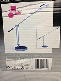 Lampada da tavolo a LED Johnson, modello SDTL003