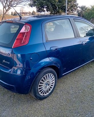 FIAT GRANDE PUNTO 1.2 BENZINA & *GANCIO TRAINO*
