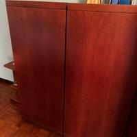 Armadio modulare e letto matrimoniale