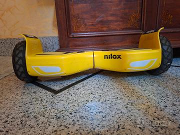 Hoverboard Nilox medio Doc 2.0 HV6.5 con i led 