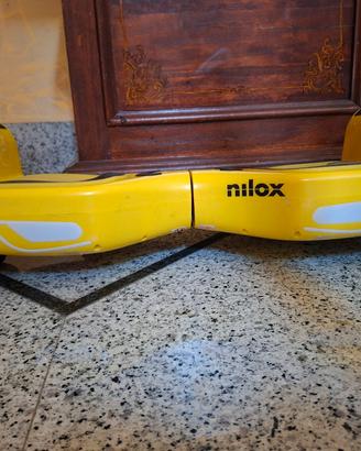 Hoverboard Nilox medio Doc 2.0 HV6.5 con i led 