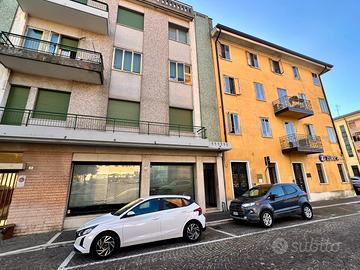 Locale commerciale in pieno centro storico