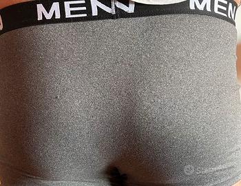 Mitande a pantaloncino