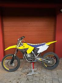 Moto cross