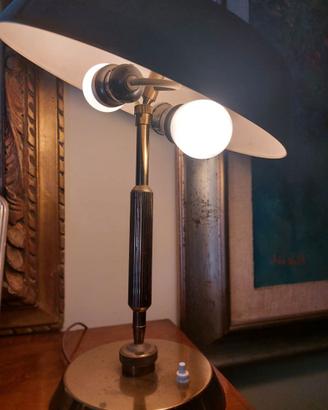 lampada da tavolo italiana degli anni '60