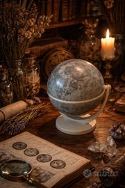 Globo lunare vintage rotante su base space age