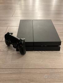 PlayStation 4 + 6 giochi