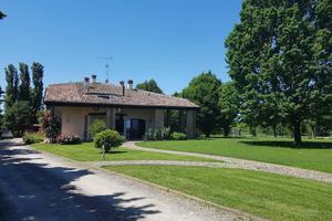 Villa di 222 m² con più di 5 locali a Sant'Agata B