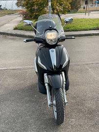 Piaggio Beverly 300