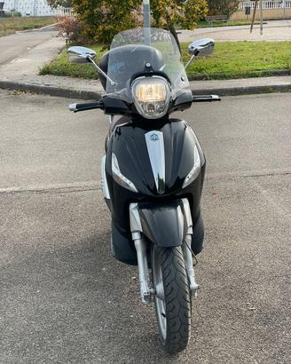 Piaggio Beverly 300