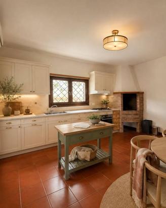 Villa di 365 m² con più di 5 locali e box auto a C