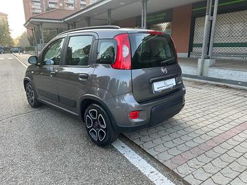 Fiat Panda 1.0 70cv hybrid city life